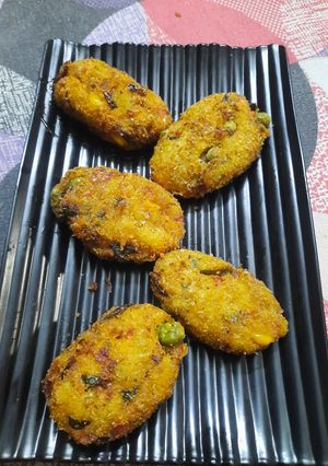 A picture of Vegetable cutlets.