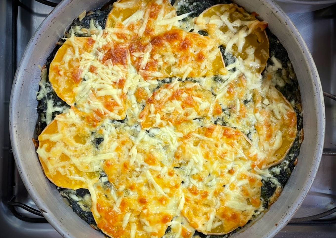 Calabaza con espinaca y queso 🧀