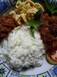 Foto resep Nasi lemak ayam goreng lengkuas ala Lenny😊