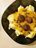 Käsetortellini mit Kürbissauce