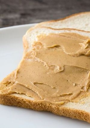 A picture of Homemade peanut butter.