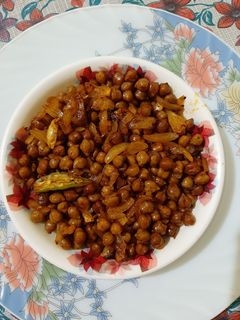 ছোলা ভাজা (Chola bhaja recipe in Bengali) রেসিপির প্রধান ছবি