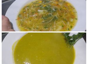 Una foto de 2 Ricas SOPAS DE POLLO. Salen del mismo Pucherito