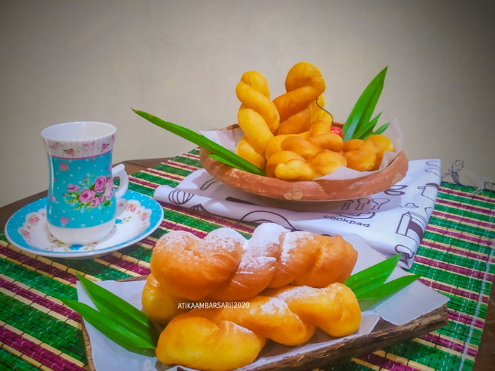 Cara Gampang Membuat Kkwabaegi : 꽈배기 | Korean Twisted Doughnuts, Enak Banget