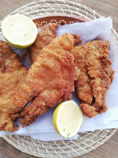 Una foto de Pescado frito crujiente