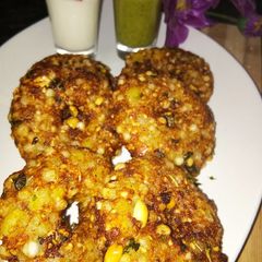 A picture of Falhari donuts.