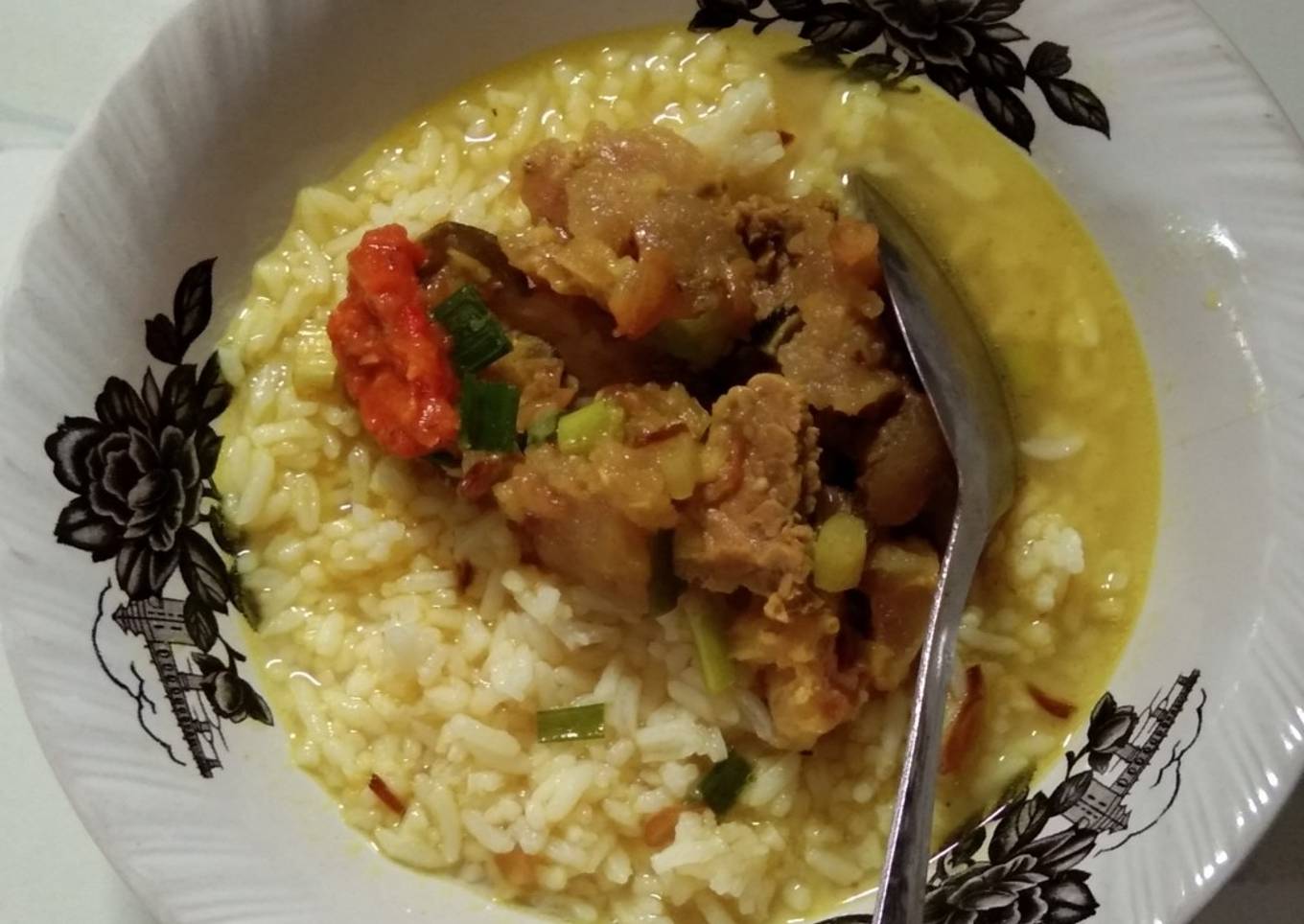 Nasi Sop Kiki Sapi