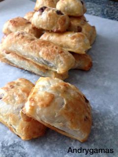 Una foto de Bocaditos de hojaldre relleno de nocilla