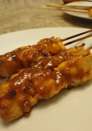 A picture of Chicken Satay.