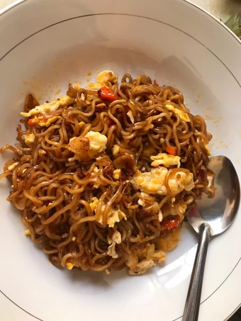 Langkah Gampang Membikin Resep Mie goreng tek tek (sdp ayam bakar limau) yang Menggugah Selera Anti Ribet, Bisa Manjain Lidah