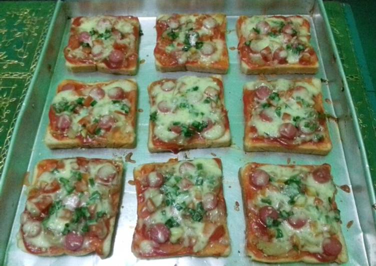 Resep masakan Mini Pizza Yummy | Bahan Membuat Mini Pizza Yummy Yang Mudah Dan Praktis