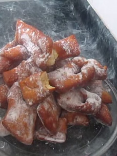Una foto de Calzones rotos chilenos