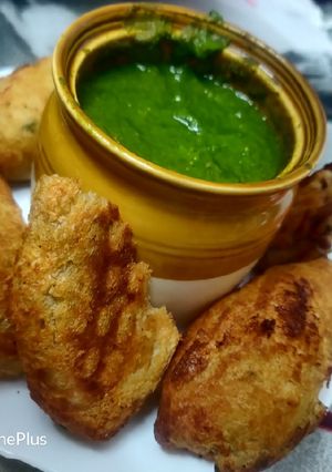A picture of Crispy Bread Rolls.