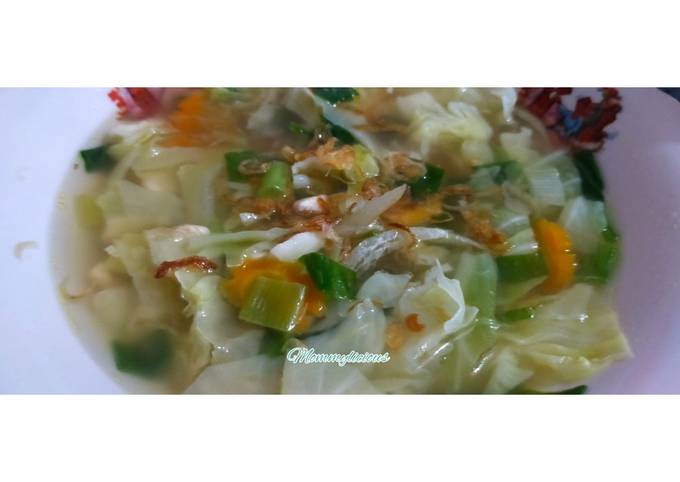 Sup Ayam Wortel Kubis Sederhana Mommylicious
