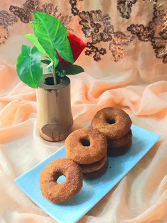 A picture of Chicken donuts.