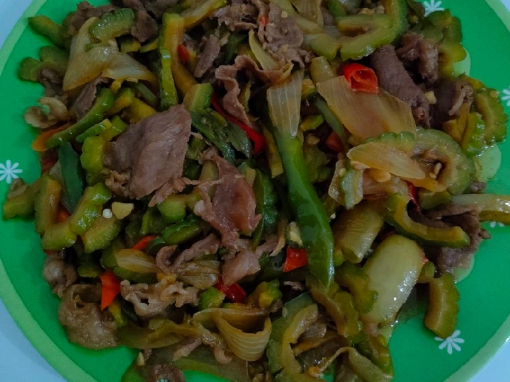 Langkah Mudah untuk Membuat Resep Tumis Pare Daging Pedas yang Uenak Anti Ribet, Menggugah Selera