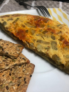 Una foto de Tortilla de calabacín con sobrasada