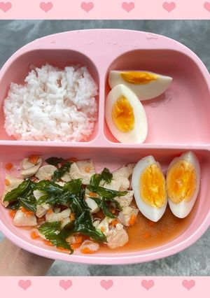 รูปของ ไก่กะเพรากรอบไข่ต้ม