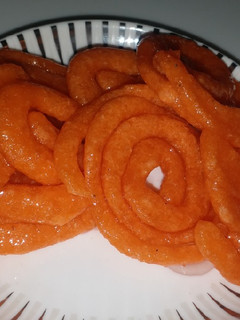 जलेबी (Jalebi recipe in hindi) रेसिपी मुख्य फोटो