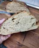Hogaza de pan con masa madre