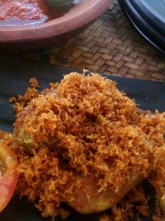 Foto resep Ayam goreng serundeng