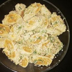 A picture of Steamed besan Muthiya.
