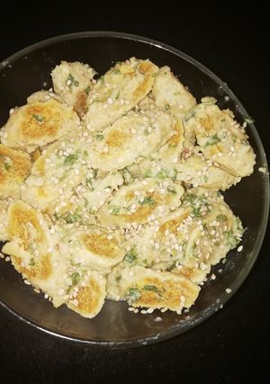 A picture of Steamed besan Muthiya.