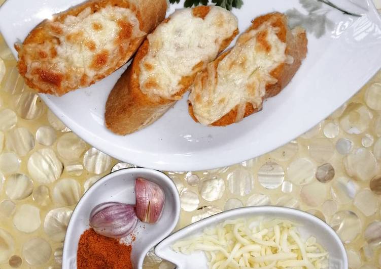 Recipe of Award-winning Cheesy garlic bread