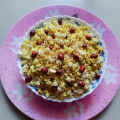 A picture of Masala Jowar Dhani / Sorghum Popcorn.