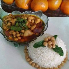 A picture of Chicken Chickpeas.
