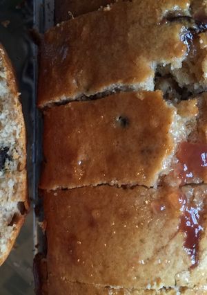 A picture of Glazed walnut raisin Cake.