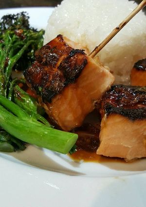 A picture of Teriyaki Salmon Bites.
