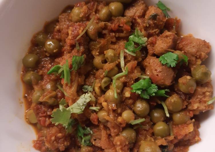 Recipe of Favorite Nutrela with Green Peas