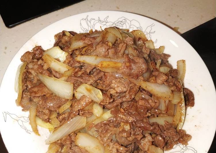 Cumin beef with onion