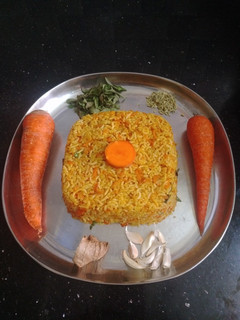 * கேரட் பிரியாணி*(carrot biryani recipe in tamil) செய்முறை முக்கிய புகைப்படம்