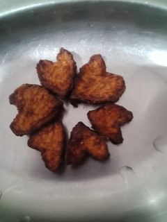 ஹாட் சிப்ஸ் சேனை கிழங்கு சிப்ஸ்(senaikilangu hot chips recipe in tamil) செய்முறை முக்கிய புகைப்படம்
