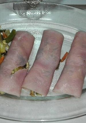 Foto principal de 5 Rollitos de jamón de york y verduras