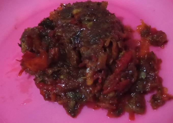 Cara Gampang Menyiapkan Sambal cabe bawang uleg, Bisa Manjain Lidah