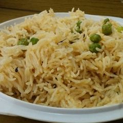 A picture of Matar pulao.