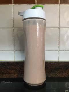 Una foto de Batido de plátano y frambuesa