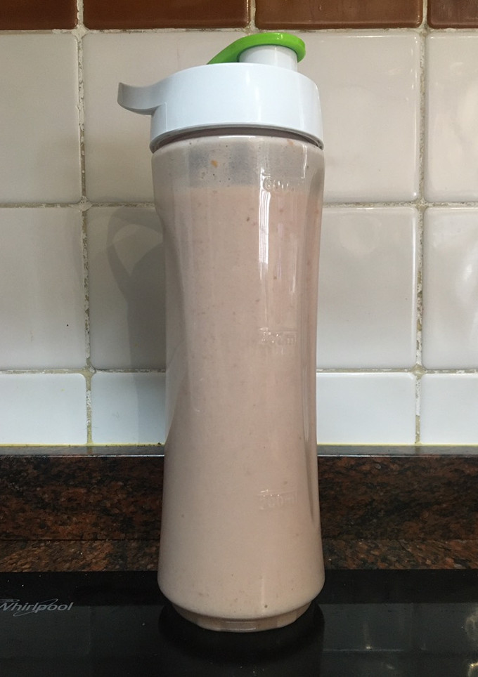 Una foto de Batido de plátano y frambuesa