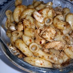 A picture of Chicken Macaroni.