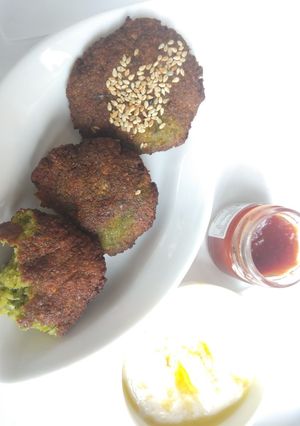 फलाफल (falafel recipe in Hindi) रेसिपी मुख्य फोटो
