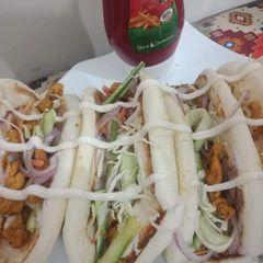 A picture of Pita pockets.