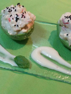 Una foto de Aguacates rellenos