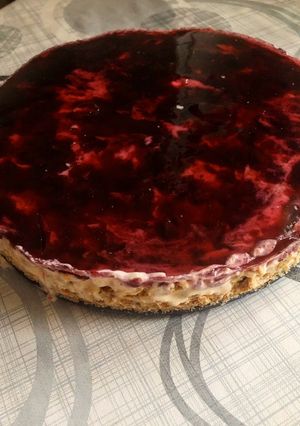 Φωτογραφία της συνταγής Cheesecake με ζελέ και μαρμελάδα