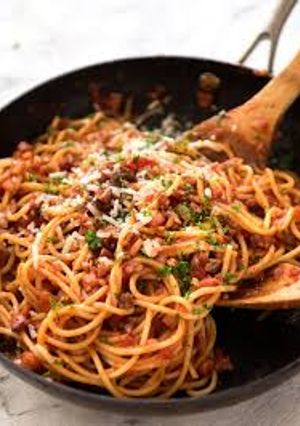 A picture of Mexican garlic spaghetti.