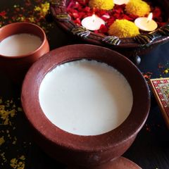 A picture of Mishti Doi l Bengali Sweet Curd.