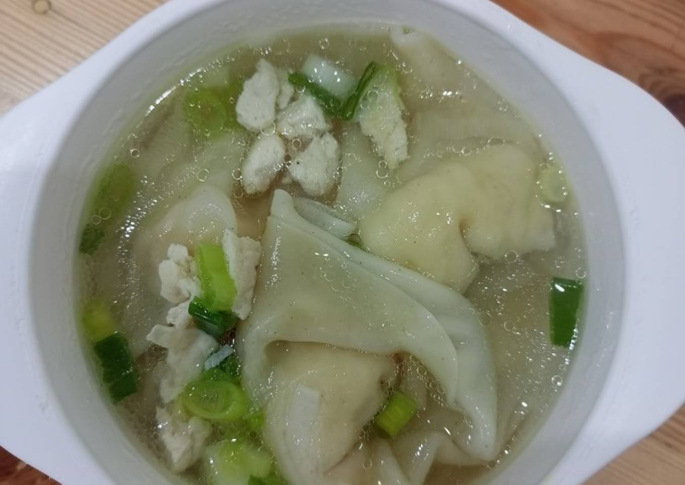 Pangsit kuah