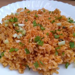 A picture of Manchurian rice.